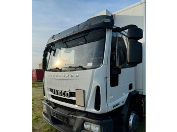 شاحنة مقفلة IVECO