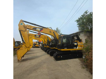 حفار زحاف CATERPILLAR 320D2L: صورة 3