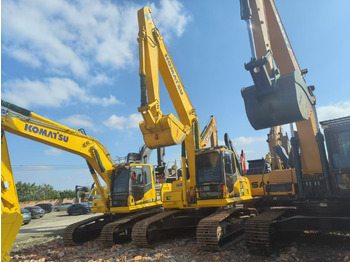 حفار زحاف KOMATSU PC210