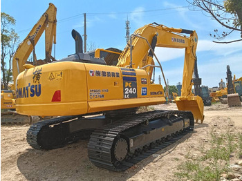 حفار زحاف KOMATSU PC240