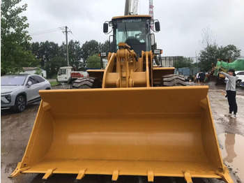 اللودر بعجل CATERPILLAR 950H