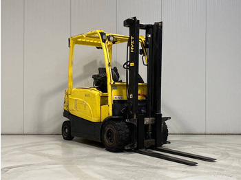 رافعة شوكية كهربائية HYSTER