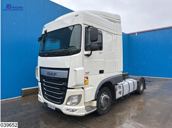 وحدة جر DAF XF 460