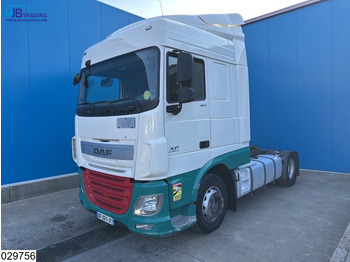 وحدة جر DAF XF 460