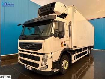 شاحنة الفريزر VOLVO FM 330