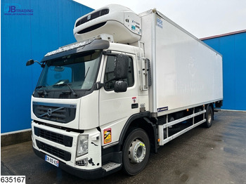 شاحنة الفريزر VOLVO FM 330