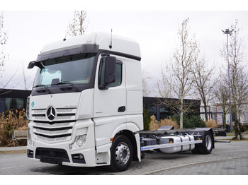 شاحنات الحاويات / جسم علوي قابل للتغيير شاحنة MERCEDES-BENZ Actros 1840