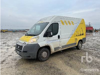 شاحنة مقفلة FIAT Ducato