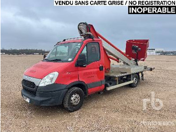 منصة تلسكوبية محمولة على شاحنة IVECO Daily 35s11