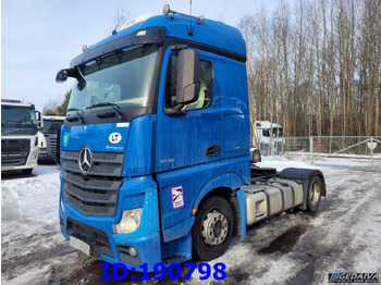 وحدة جر MERCEDES-BENZ Actros 1845