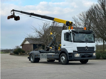 شاحنة ذات خطاف MERCEDES-BENZ Atego 1524