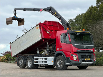 شاحنة قلاب VOLVO FMX