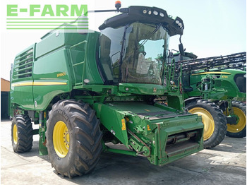 حصادة موحَّدة JOHN DEERE W660