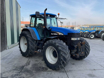 جرار New Holland TM175: صورة 4