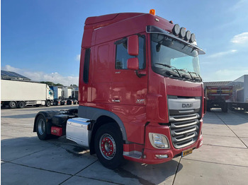 وحدة جر DAF XF 440