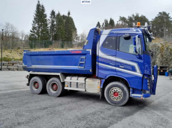 شاحنة قلاب VOLVO FH 750