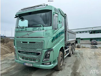 شاحنة قلاب VOLVO FH 750