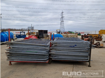 معدات البناء Stillage of Heras Fencing (2 of): صورة 4