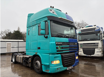 وحدة جر DAF XF 105 460