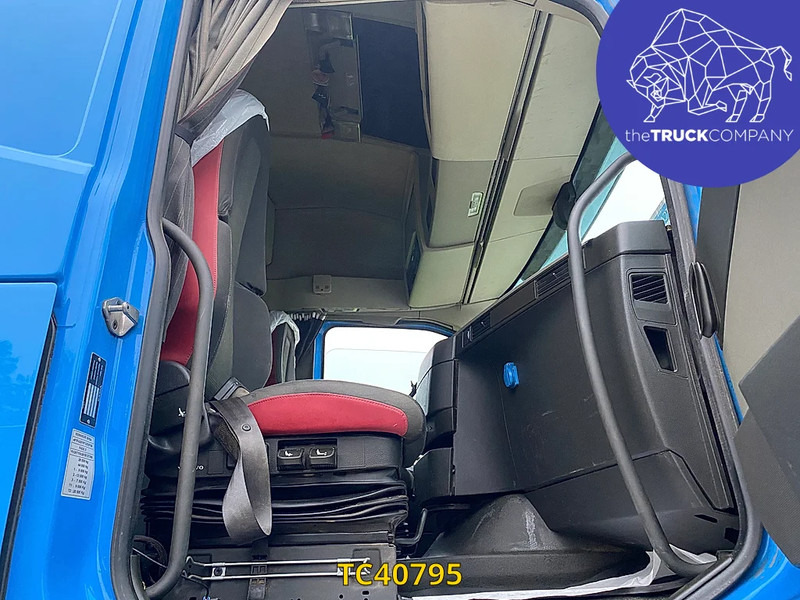 شاحنات الحاويات / جسم علوي قابل للتغيير شاحنة Volvo FH 460: صورة 10