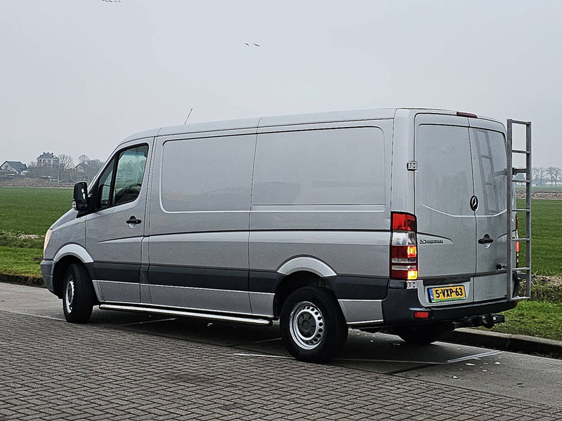 فان Mercedes-Benz Sprinter 319 AC AUT. V6 3.0 LTR: صورة 6