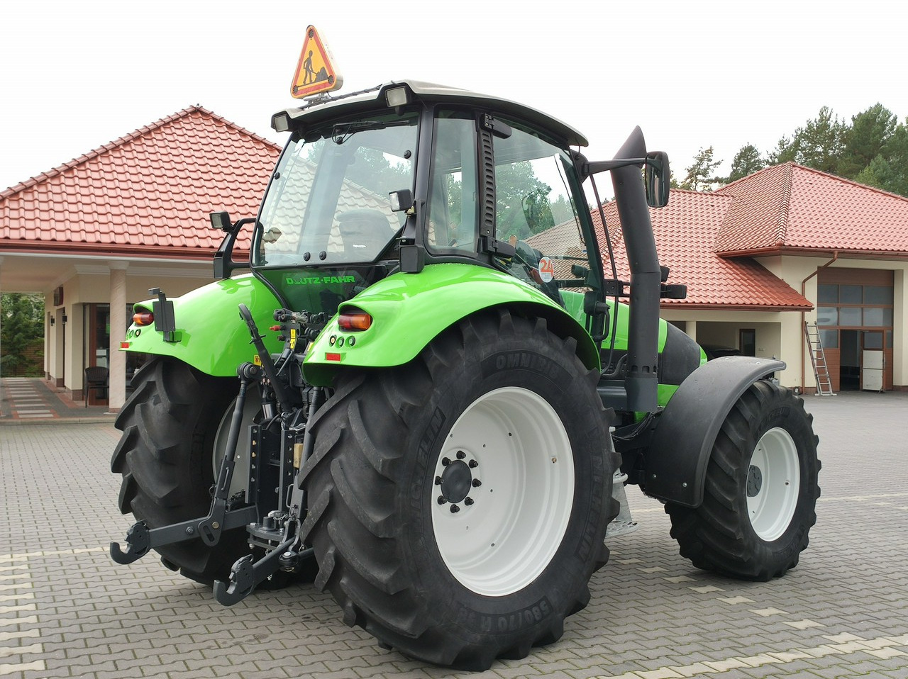 جرار Deutz Fahr Agrotron M620 4x4 Przedni Tuz Wałek W.O.M Wyjścia do Przyczepy: صورة 13