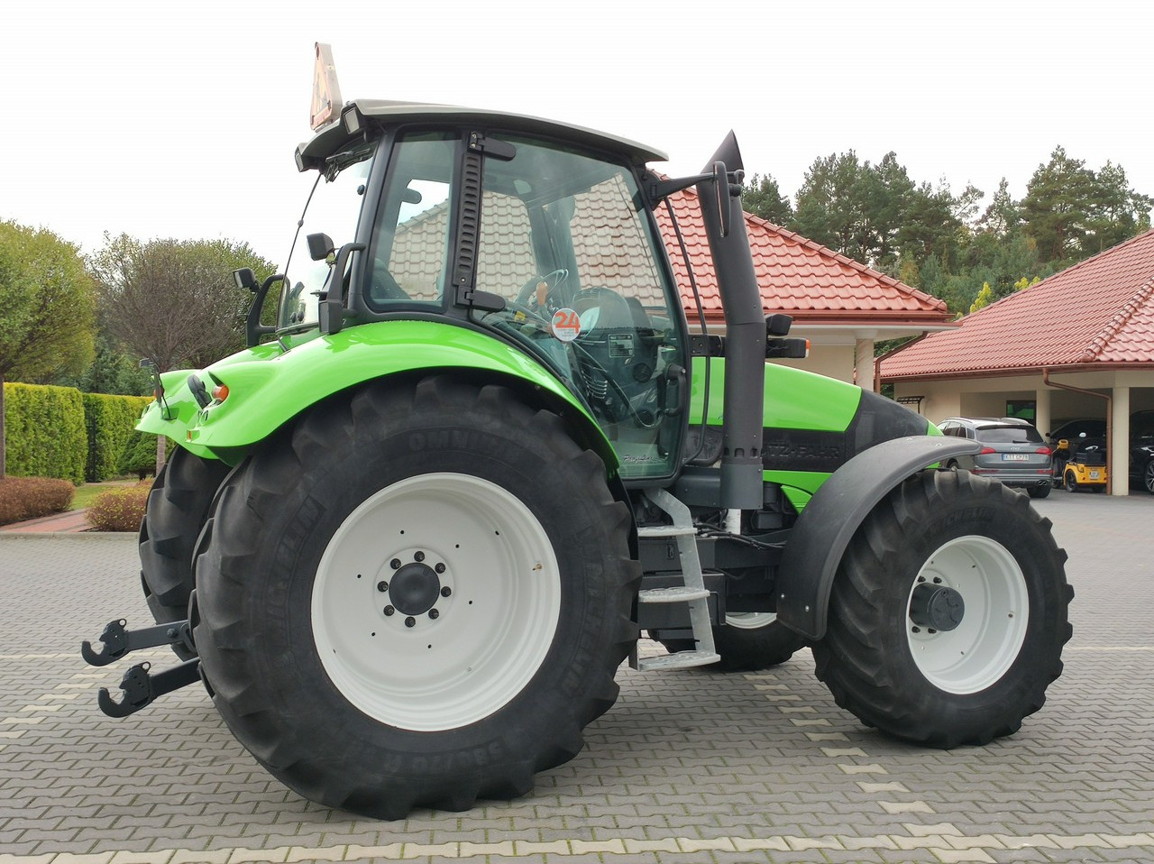 جرار Deutz Fahr Agrotron M620 4x4 Przedni Tuz Wałek W.O.M Wyjścia do Przyczepy: صورة 11