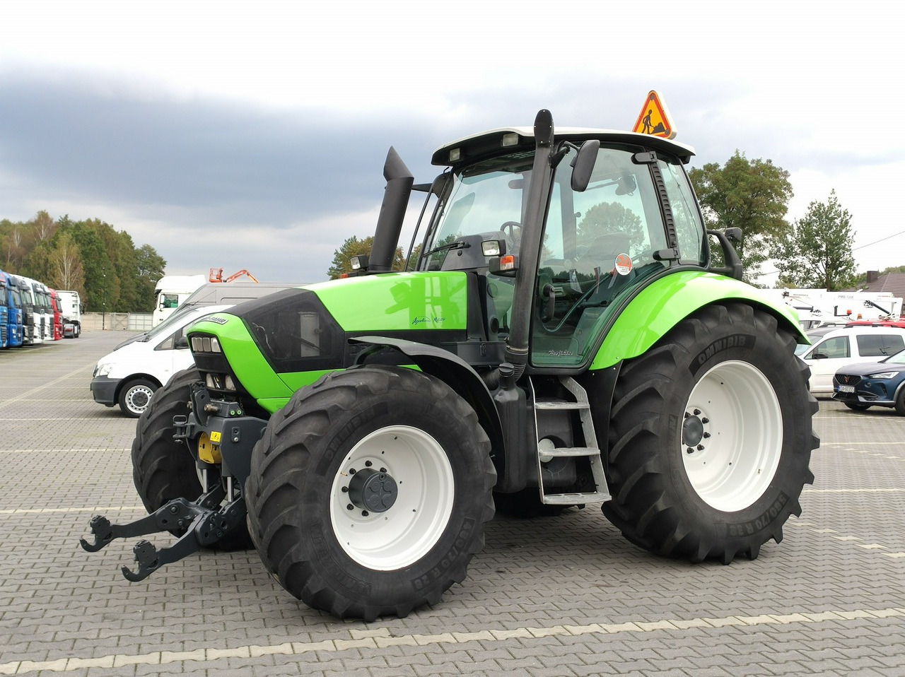 جرار Deutz Fahr Agrotron M620 4x4 Przedni Tuz Wałek W.O.M Wyjścia do Przyczepy: صورة 6