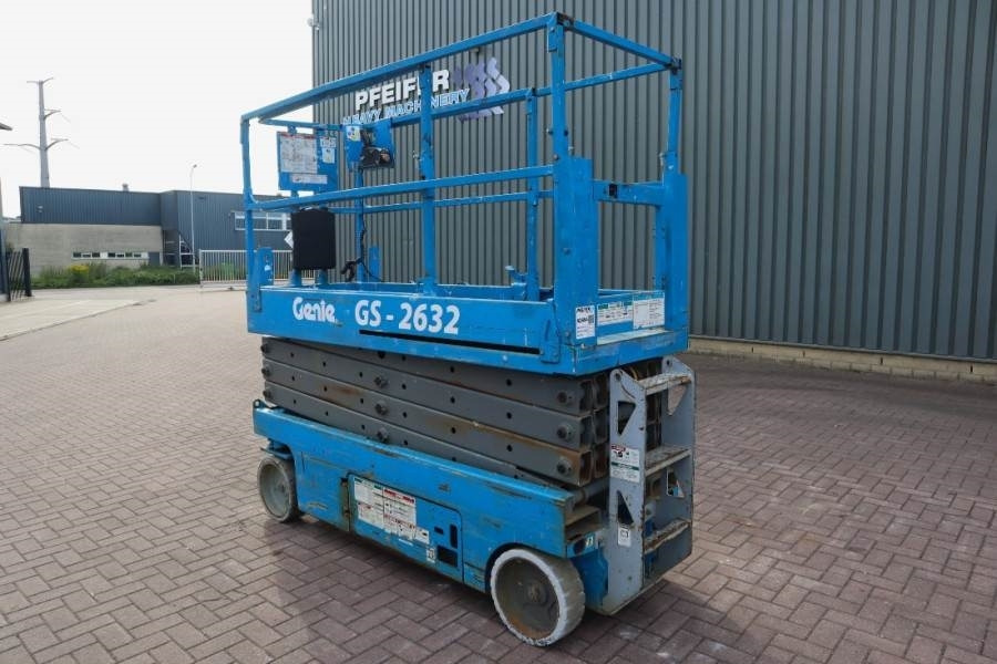 رافعة هيدروليكية مقصية Genie GS2632 Electric, Working Height 10m, 227kg Capacit: صورة 8