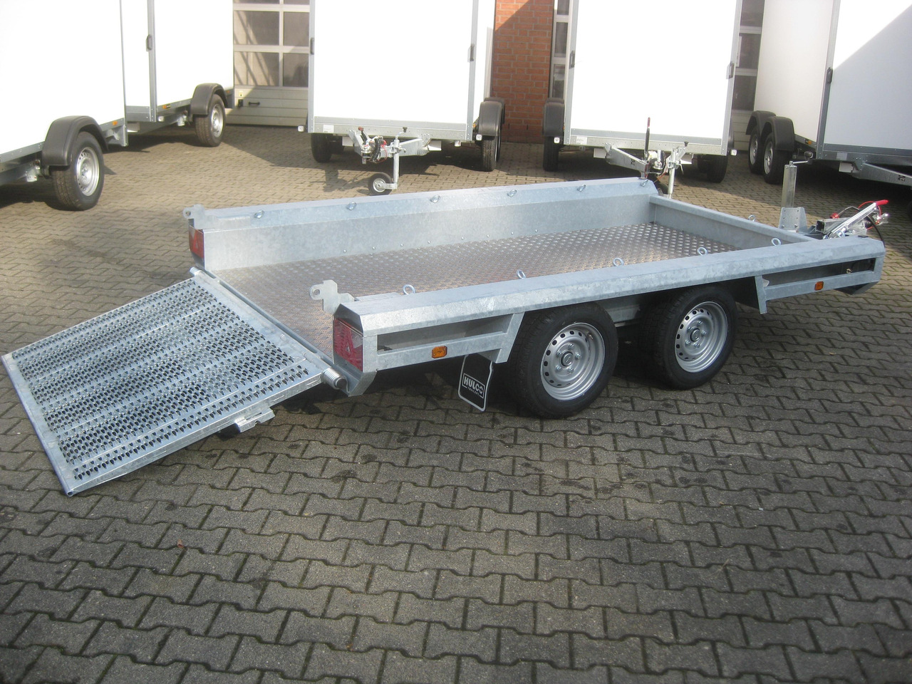 مقطورة لنقل المعدات HULCO TERRAX Aluboden 294x150x27cm Heckrampe 100cm (M) 3000kg Abverkauf: صورة 9