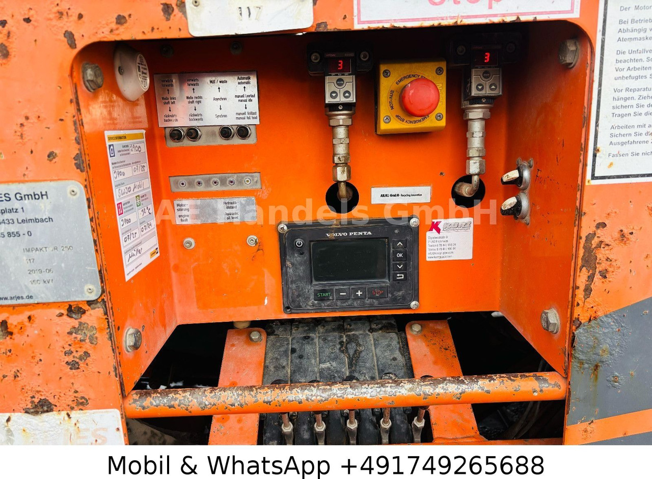 آلة تمزيق صناعية ARJES Impaktor 250 Mobile Crusher Plant*3198Std.: صورة 15