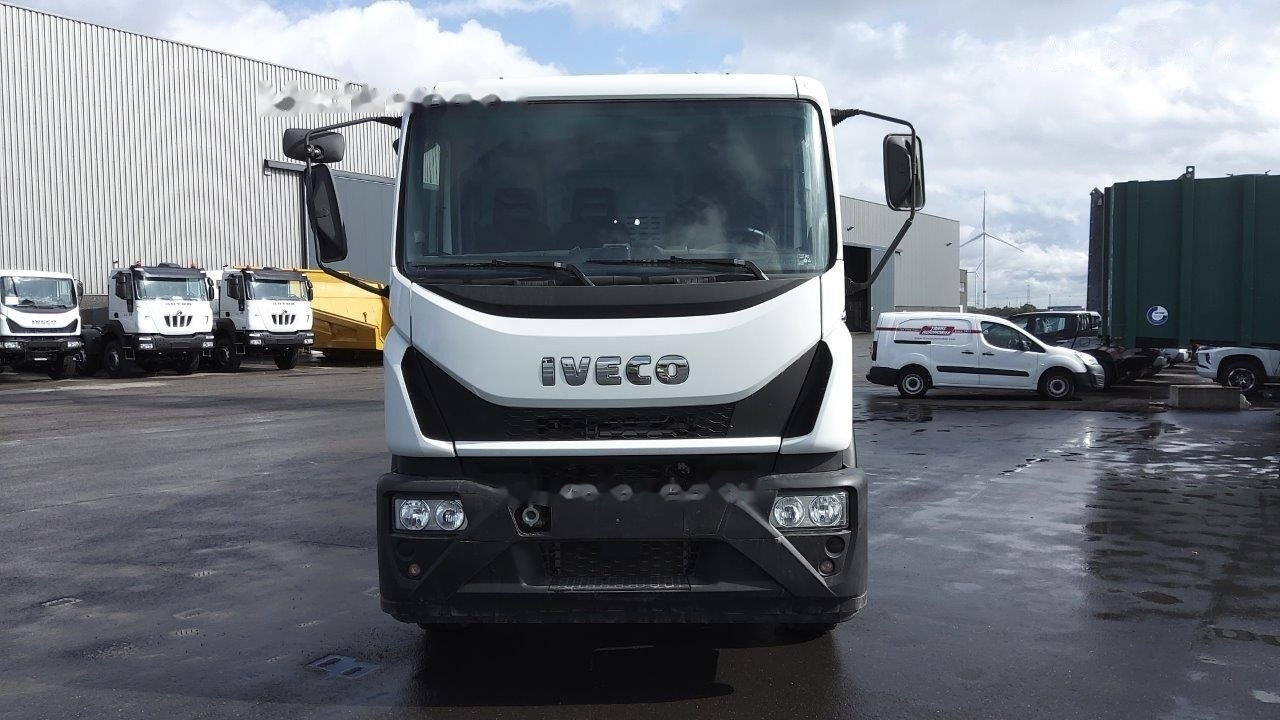 جديدة شاحنة صهريج IVECO Eurocargo ML180E28 water tank: صورة 8