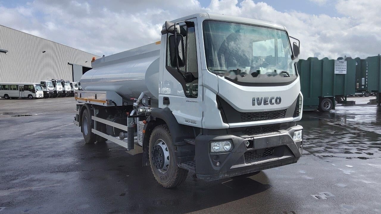 جديدة شاحنة صهريج IVECO Eurocargo ML180E28 water tank: صورة 7