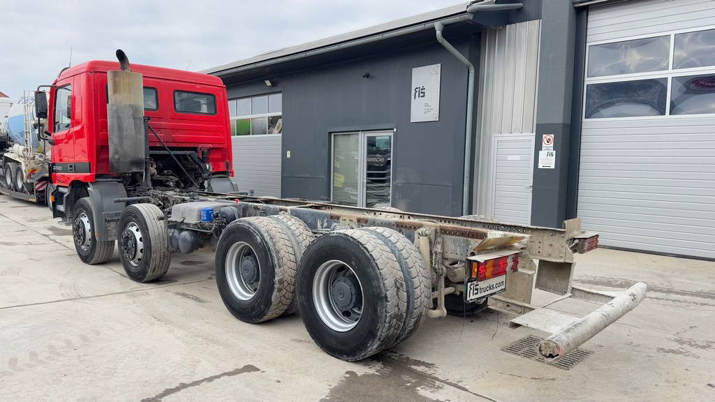 شاحنة هيكل كابينة Mercedes-Benz Actros 3240 8x4 chassis - euro 2 - air condition: صورة 7