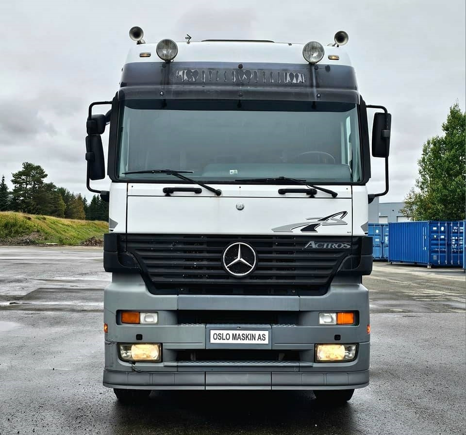 شاحنة كرين, شاحنات مسطحة Mercedes-Benz Actros 2557: صورة 10