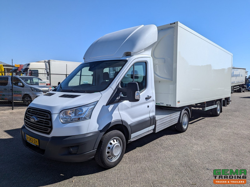 وحدة جر Ford Transit 35-17 4x2 Euro6Y - BE Combi 72.000KM met Veldhuizen Oplegger + Laadklep 1000KG - 09/2025APK: صورة 1