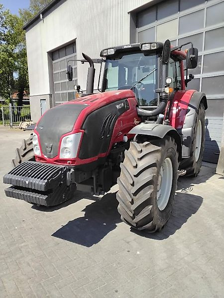 جرار Valtra T153 Versu: صورة 19