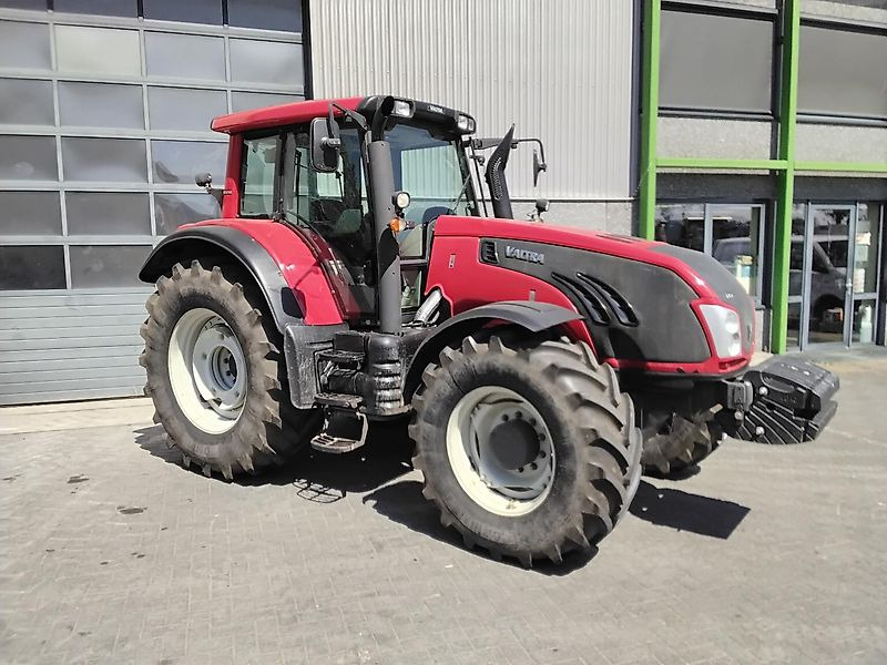 جرار Valtra T153 Versu: صورة 16