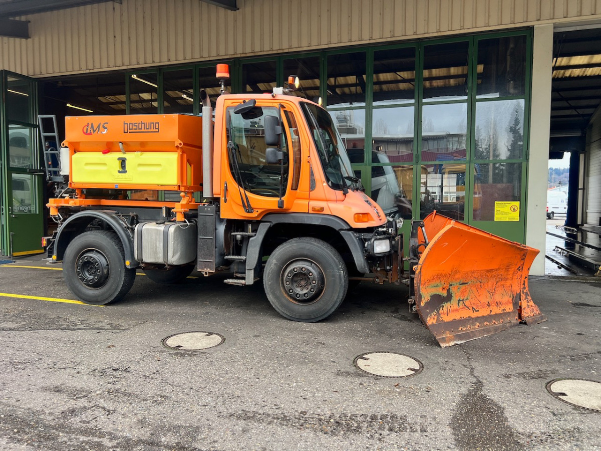 آلية المنفعة/ مركبة خاصة UNIMOG U400: صورة 19