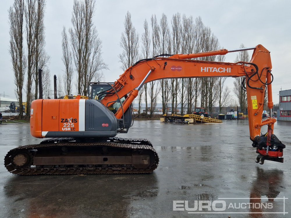 حفار زحاف 2010 Hitachi ZX225 USLC-3: صورة 6