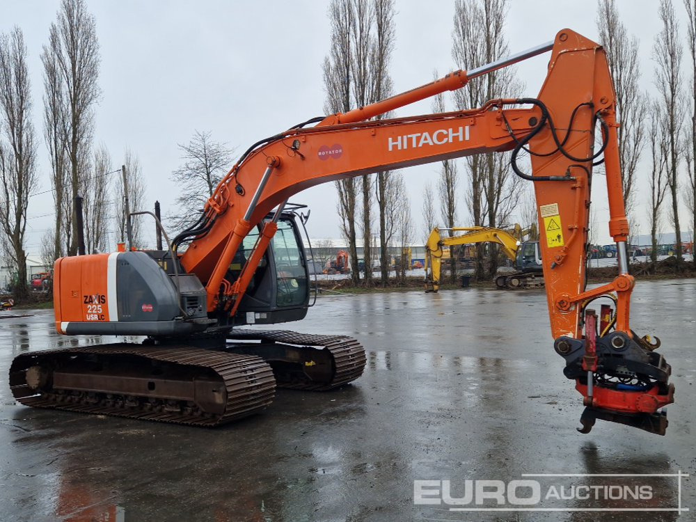 حفار زحاف 2010 Hitachi ZX225 USLC-3: صورة 7