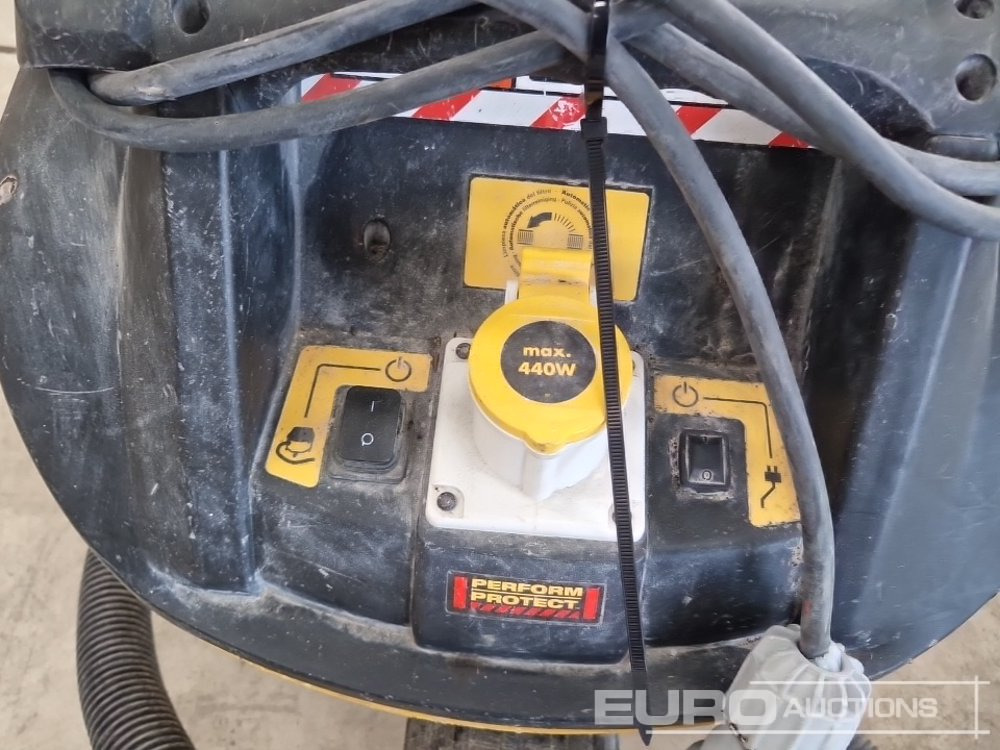 معدات البناء Dewalt DWV901L 110 Volt Industrial Vacuum Cleaner: صورة 10