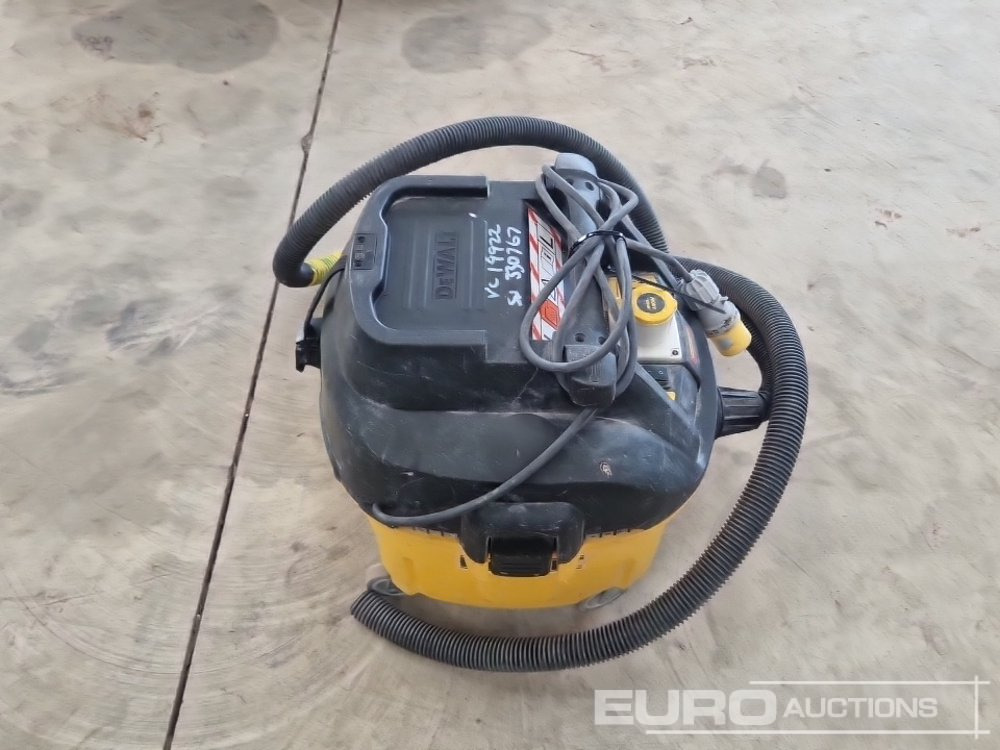 معدات البناء Dewalt DWV901L 110 Volt Industrial Vacuum Cleaner: صورة 6