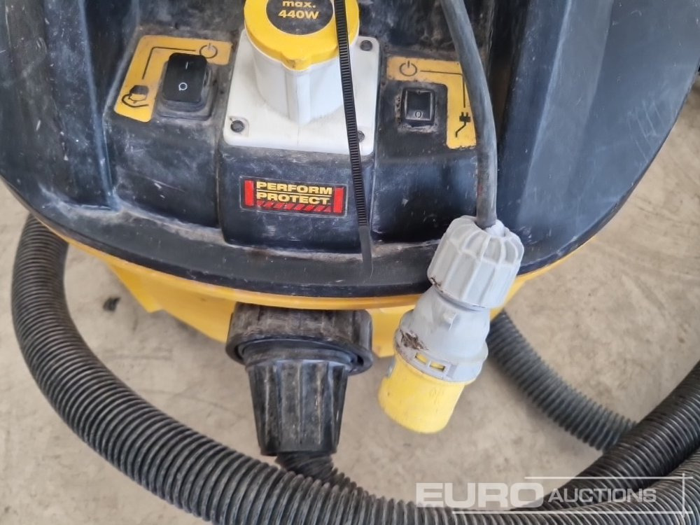 معدات البناء Dewalt DWV901L 110 Volt Industrial Vacuum Cleaner: صورة 11