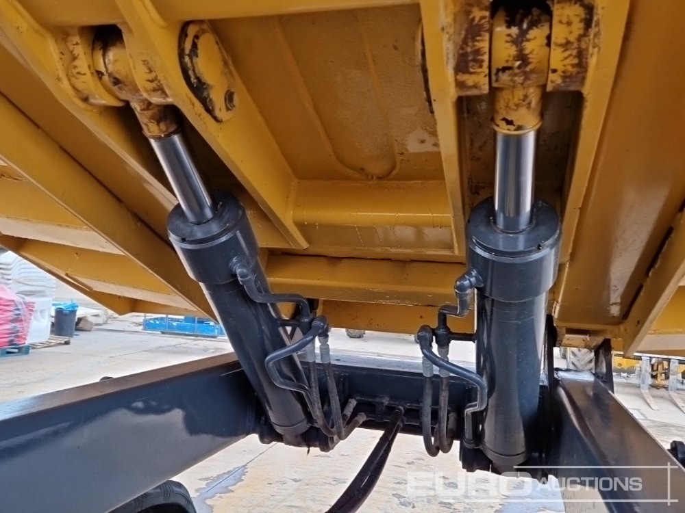 شاحنة قلابة مجنزرة Hitachi EG110R: صورة 38